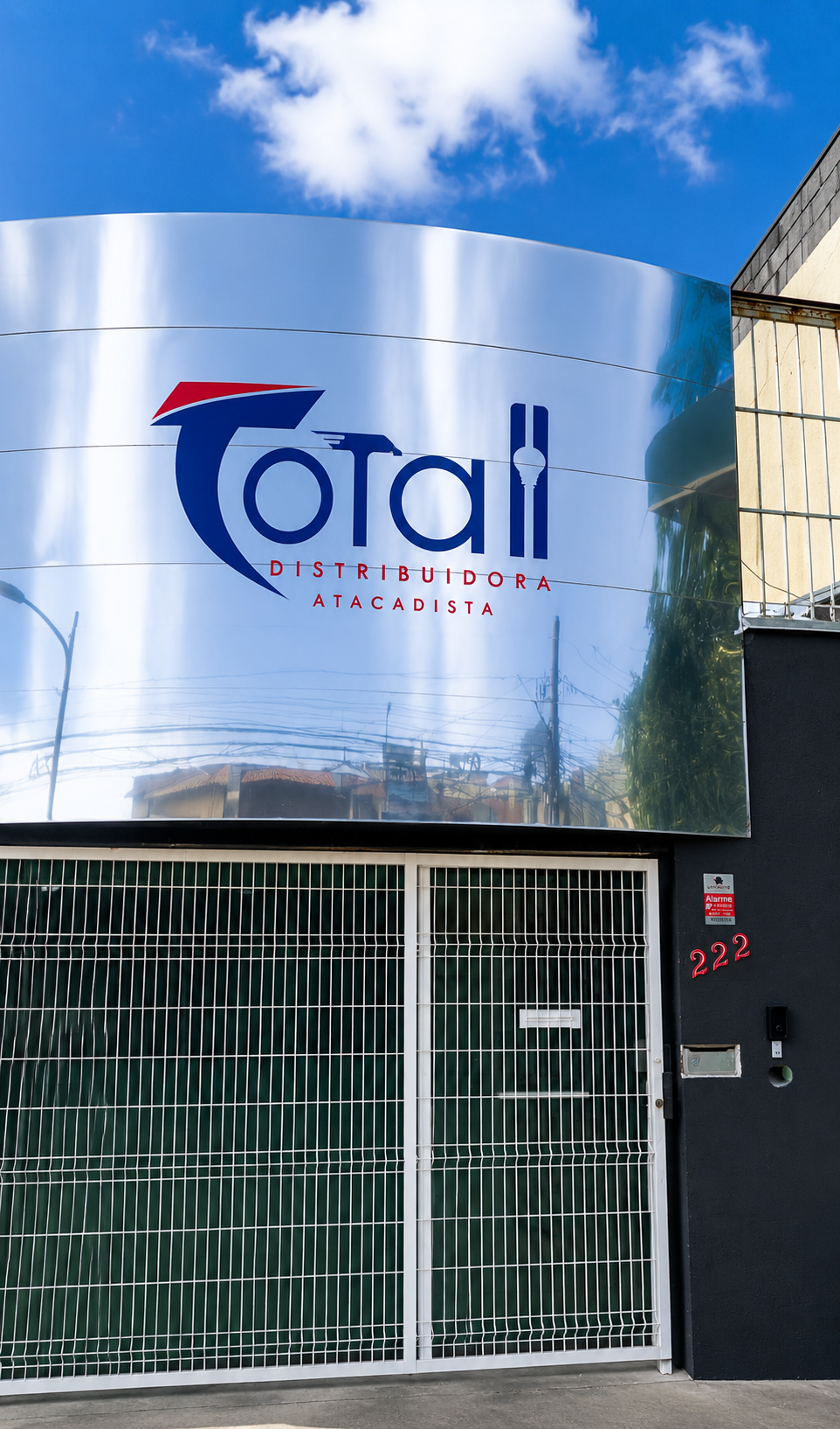 Fachada Totall Distribuidora